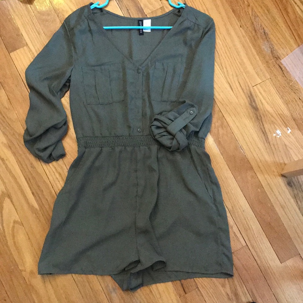Army green romper